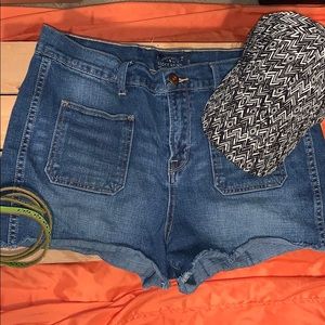 🌸OFFERS🌸Lucky brand high rise cut off